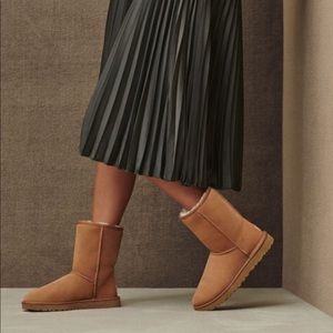 Ugg Classic II Genuine Shearling Lined Boot